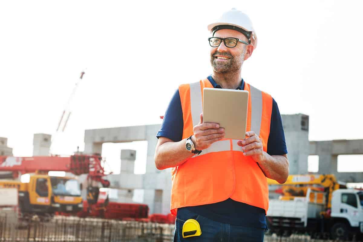 insurance for builders and construction contractors
