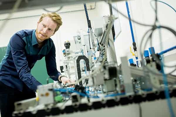 mechanical engineer in the factory